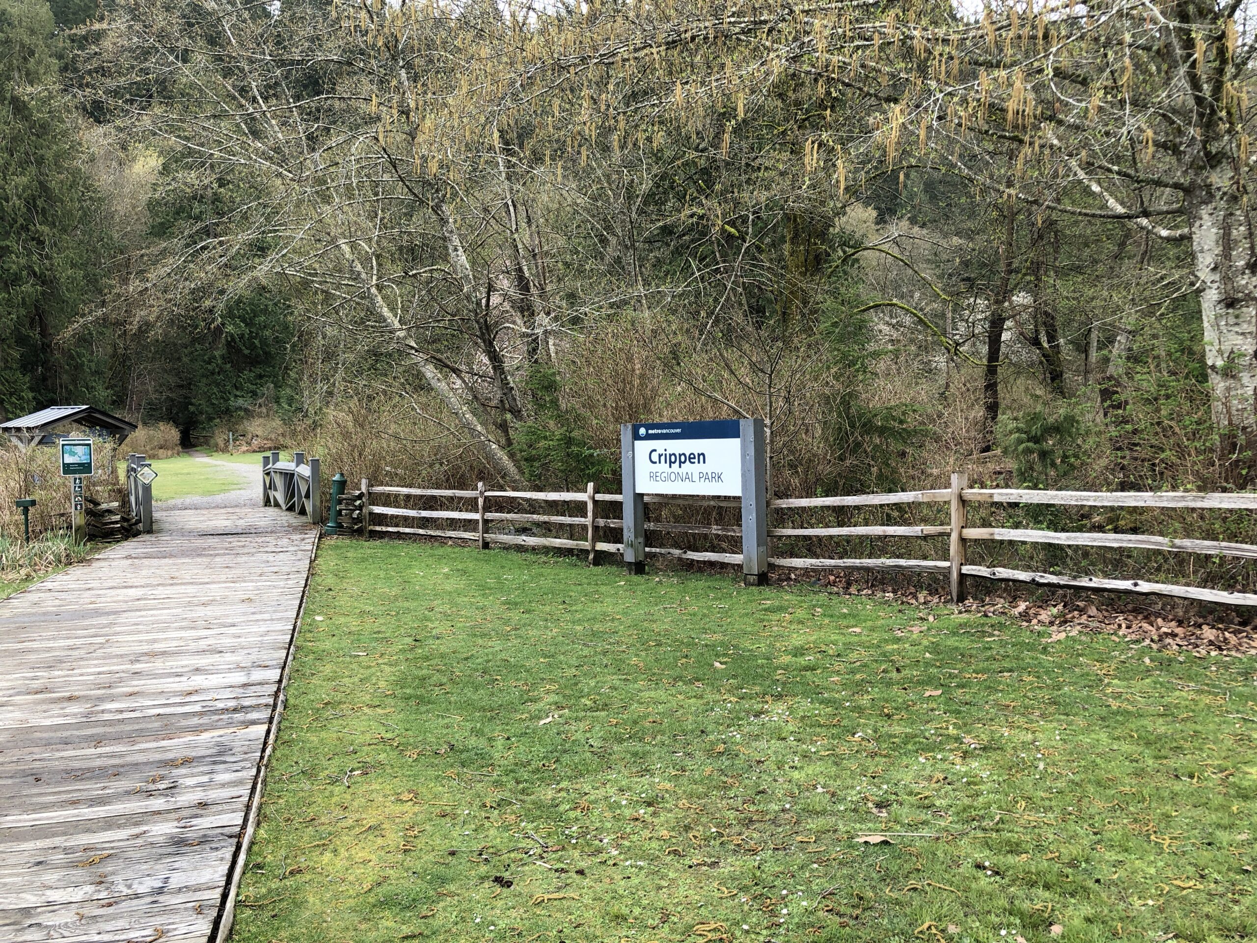 Crippen Regional Park Bowen Island Picnic Spots is one of the best and most popular with it's close proximity to Snug Cove ferry terminal.