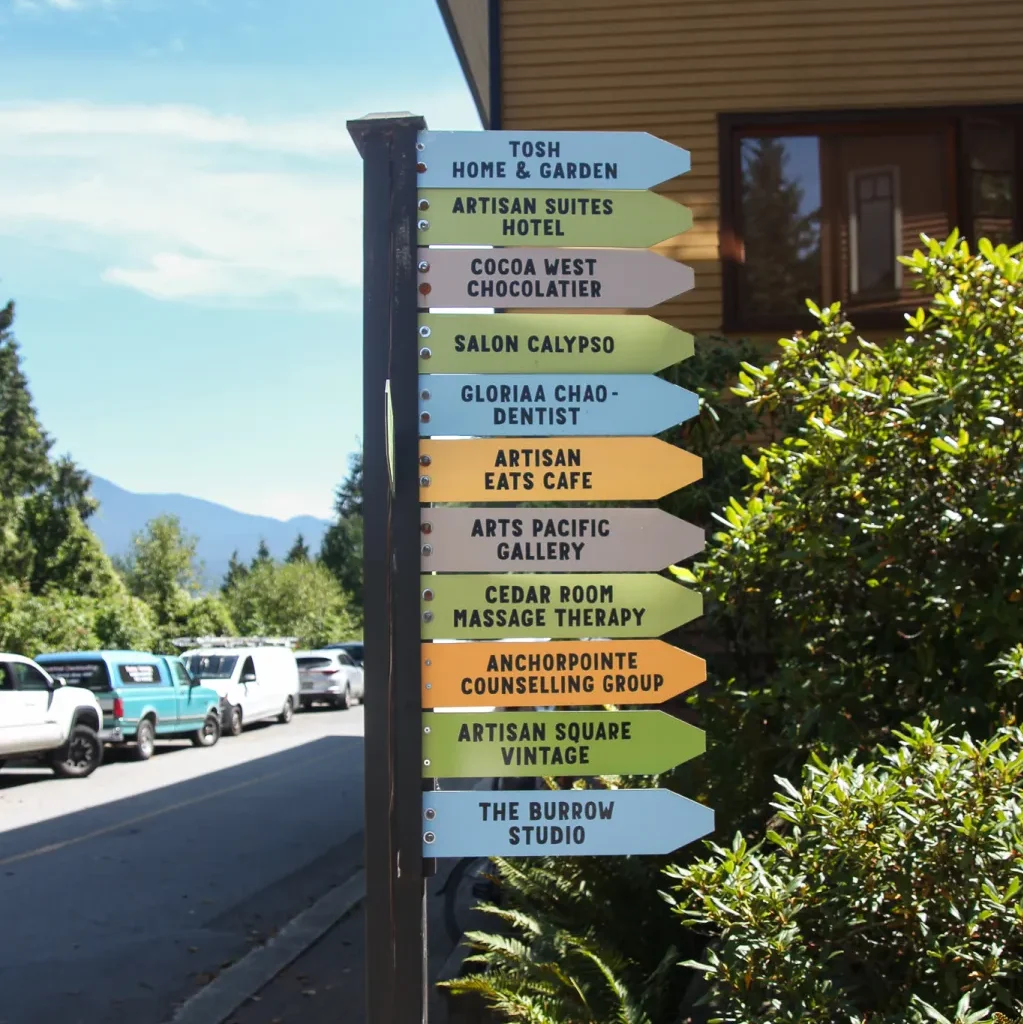 Artisan Square Bowen Sign Post